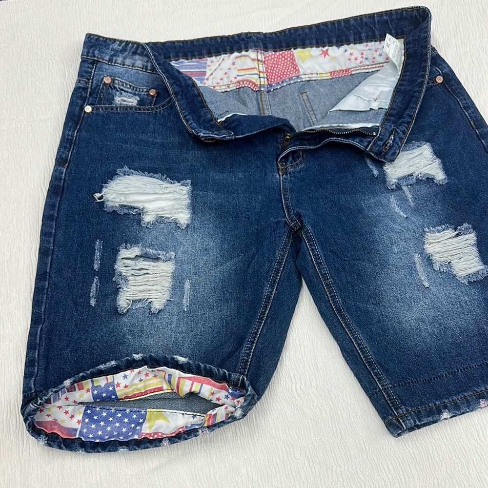 Denim Distressed Jean Shorts Boyfriend style - Picture 3 of 7